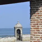 Apartment With A Pool And Parking 2Bed In Cartagen