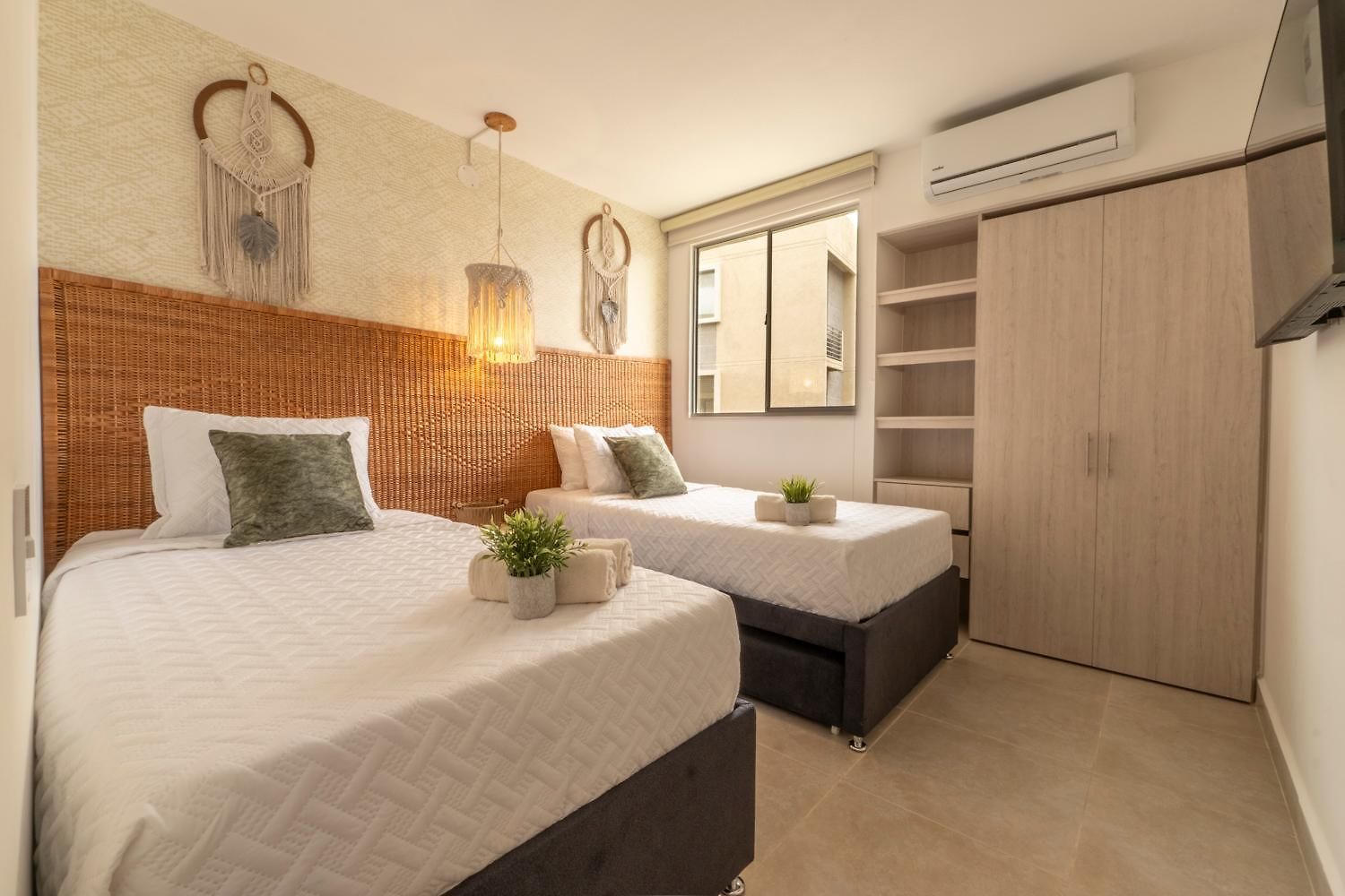 With A Pool And Parking 2bed In Cartagen Cartagena