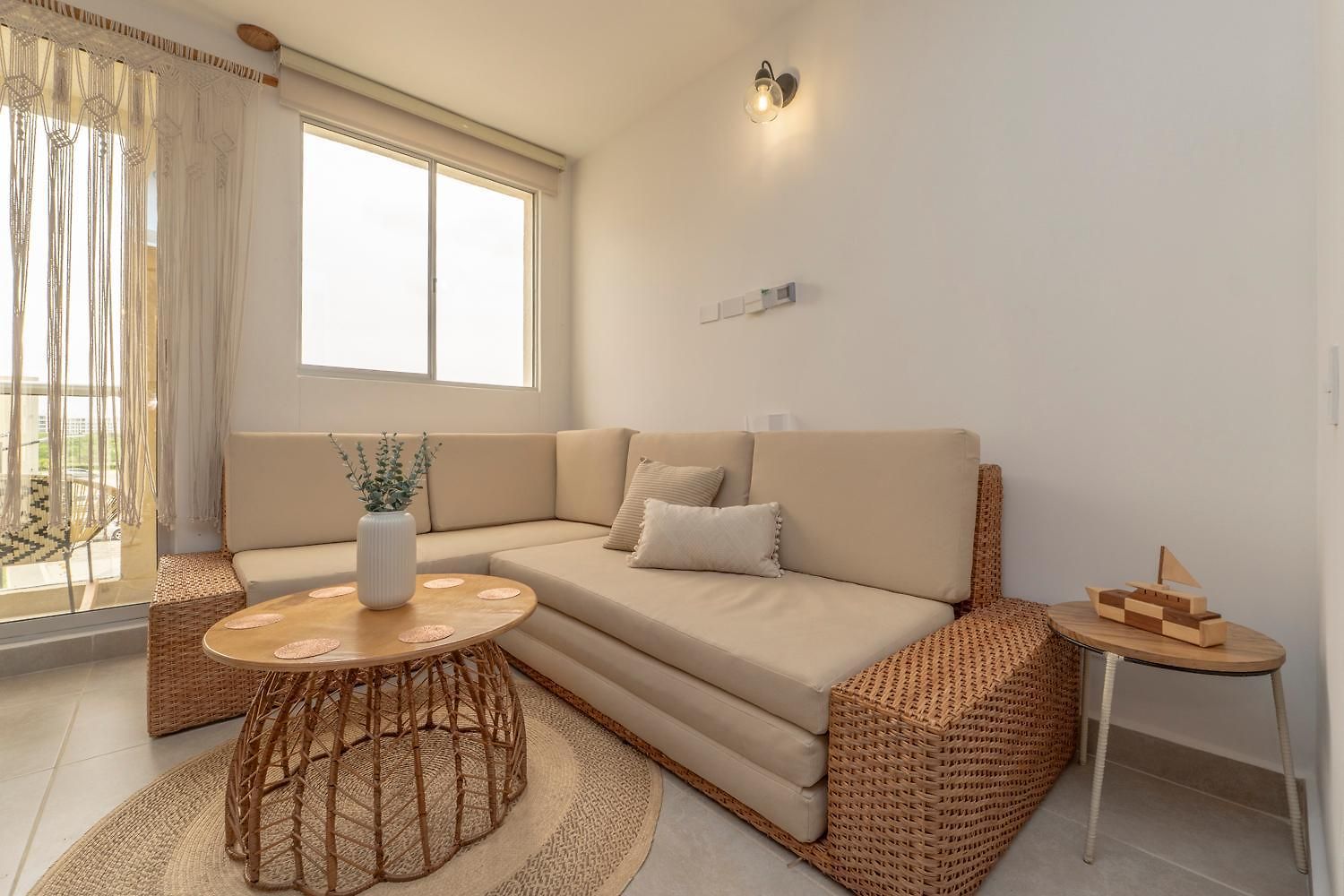 With A Pool And Parking 2bed In Cartagen