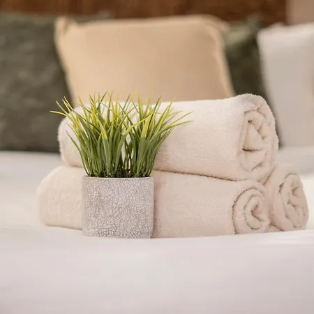 With A Pool And Parking 2bed In Cartagen Apartment *