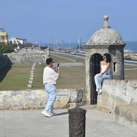 With A Pool And Parking 2bed In Cartagen Apartamento Cartagena